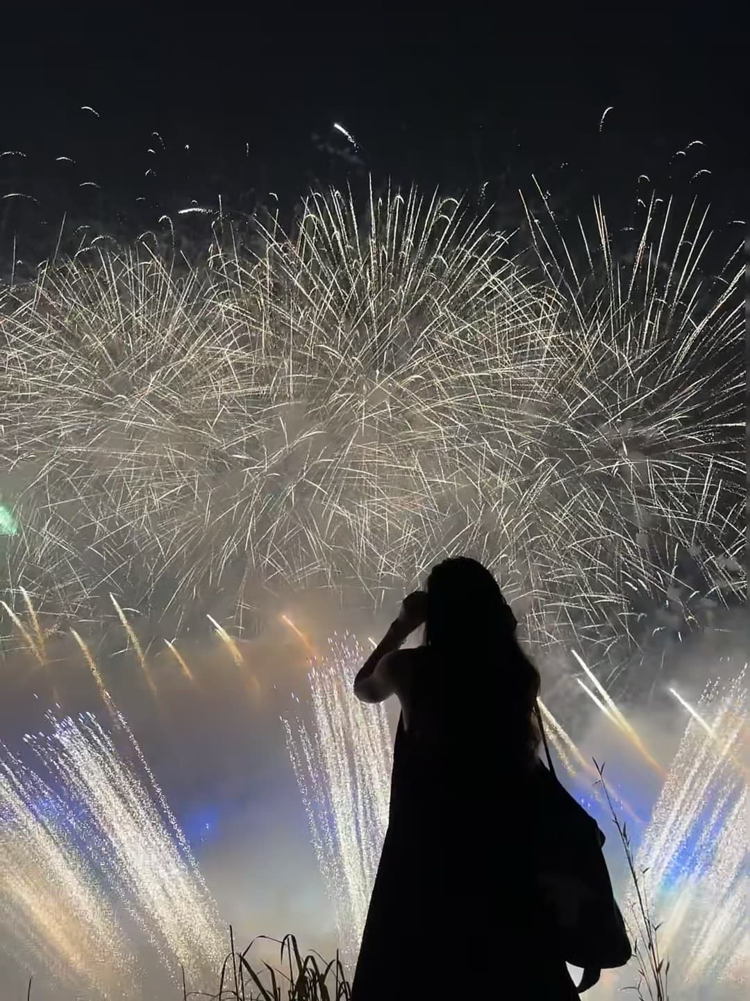 今晚的烟火，是给加班狗的意外惊喜 🌟封面图