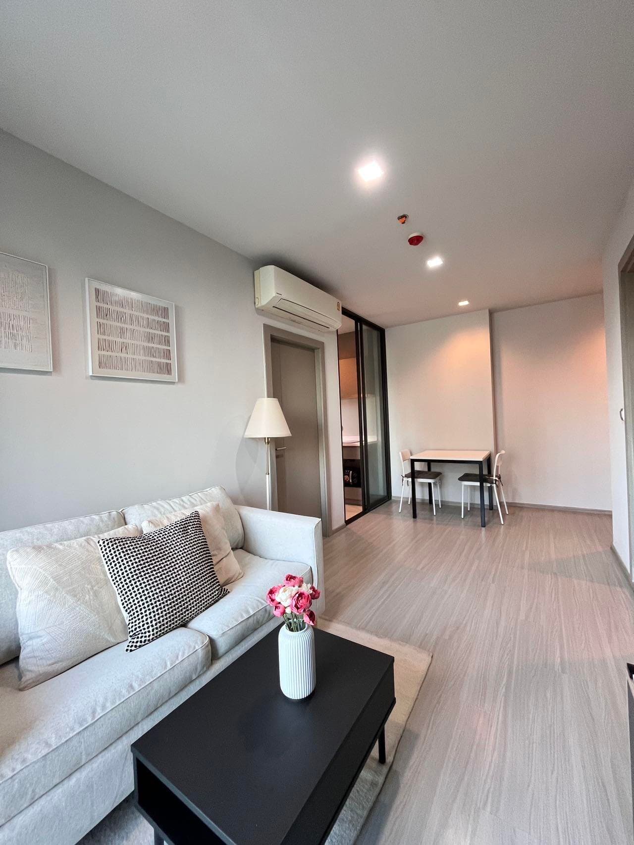 Life Asoke Rama9｜两室一卫｜47平封面图