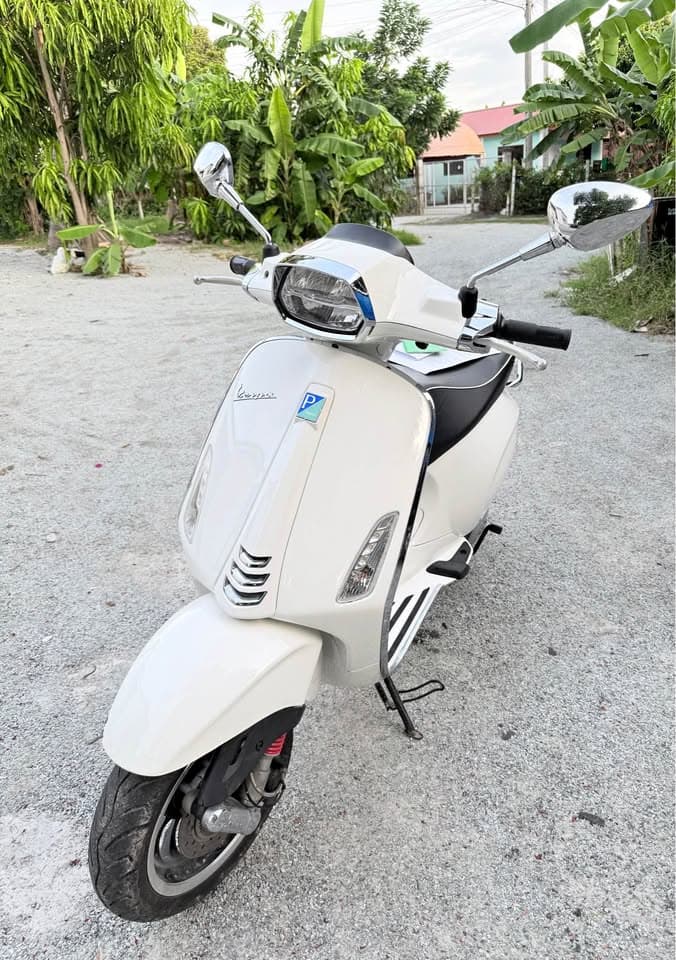 2019 Vespa sprint封面图