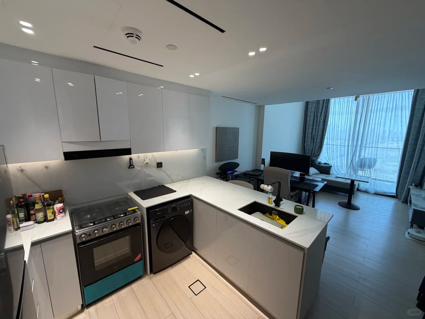 🏠迪拜 JVC|Binghatti Corner 1B出租封面图