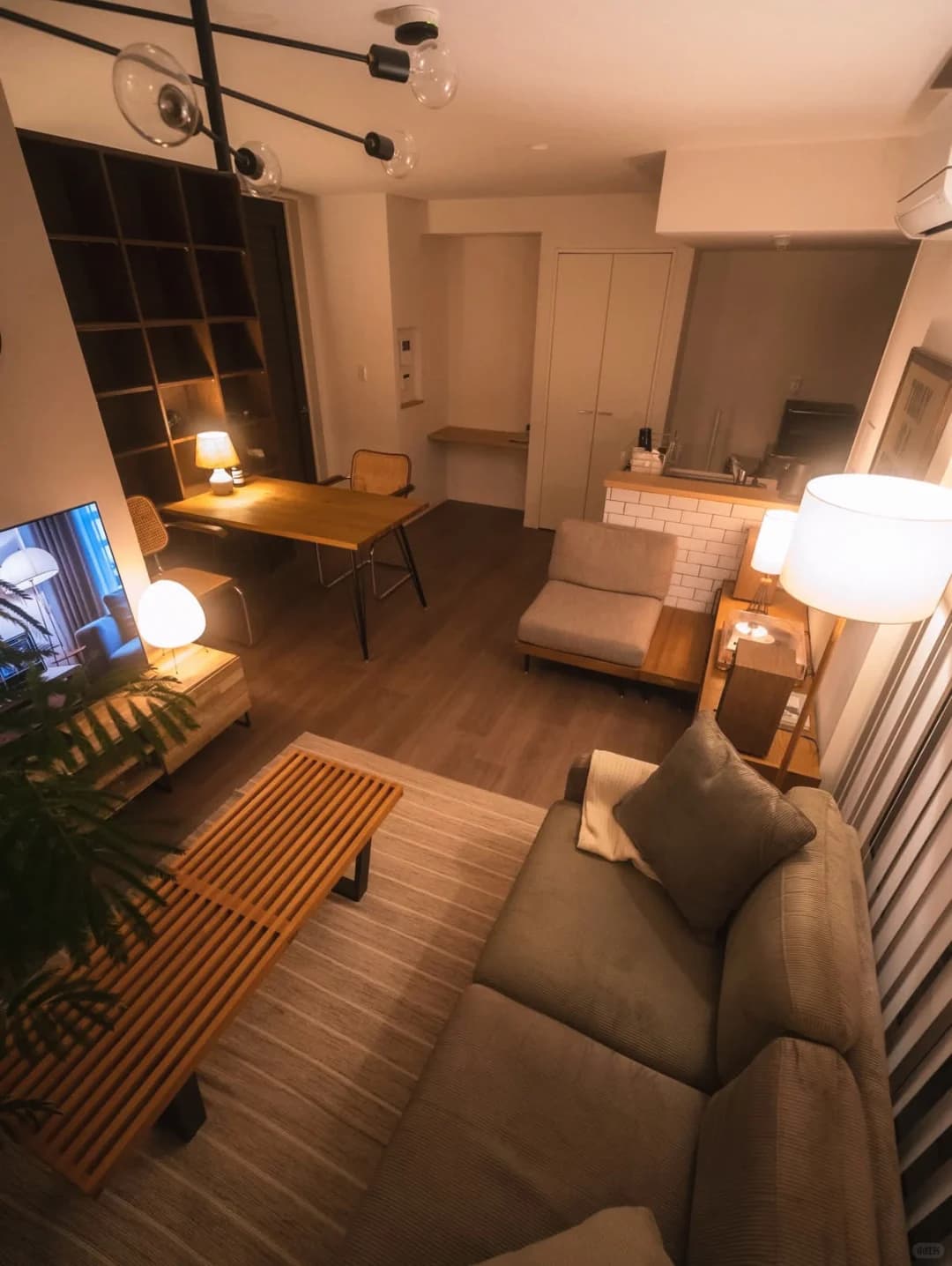 🇯🇵分享1k原木风小家の家居布置🧺封面图