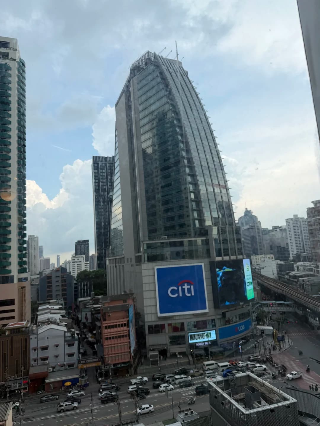 素坤逸附近求购封面图
