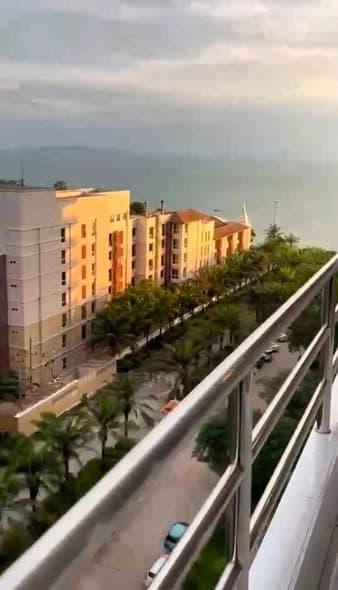 芭提雅Pratamnak海景公寓急售封面图