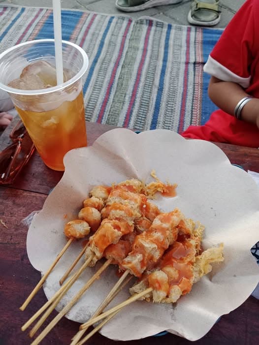 炸肉丸配冰茶：绝妙的美味组合封面图