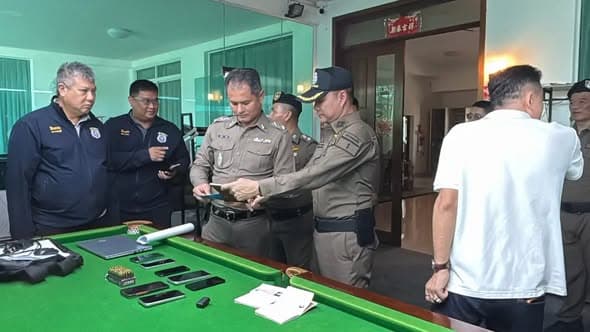 泰国春武里邦拉蒙突击搜查12处豪宅，查获疑似外籍代持资产超8亿泰铢封面图