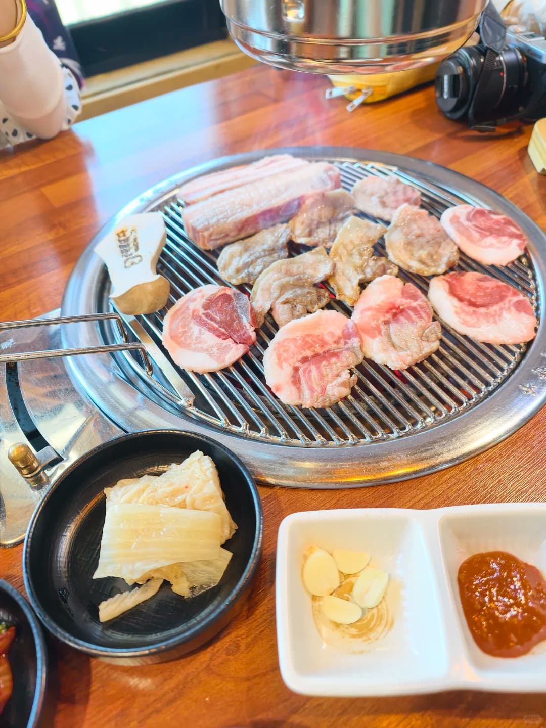 济州岛咸德海水浴场附近胜澈同款烤肉店，有中国店员和粉丝留言册 - 图片5