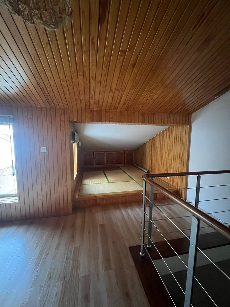 新家第一眼：榻榻米+木屋天花板，住进去像进了森林小屋 🌲
