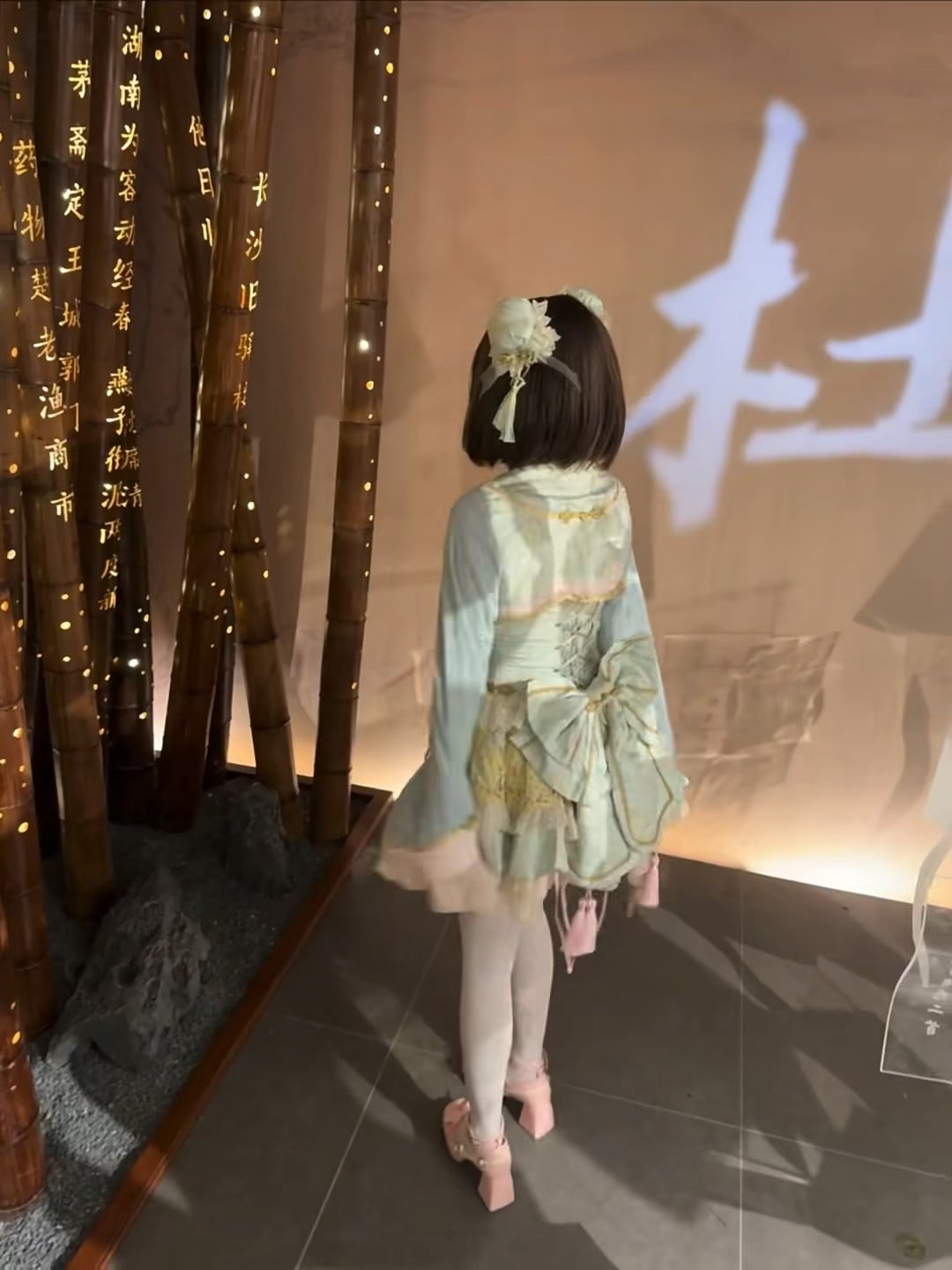 今天在City Museum的竹林展区被这个小可爱萌化了～