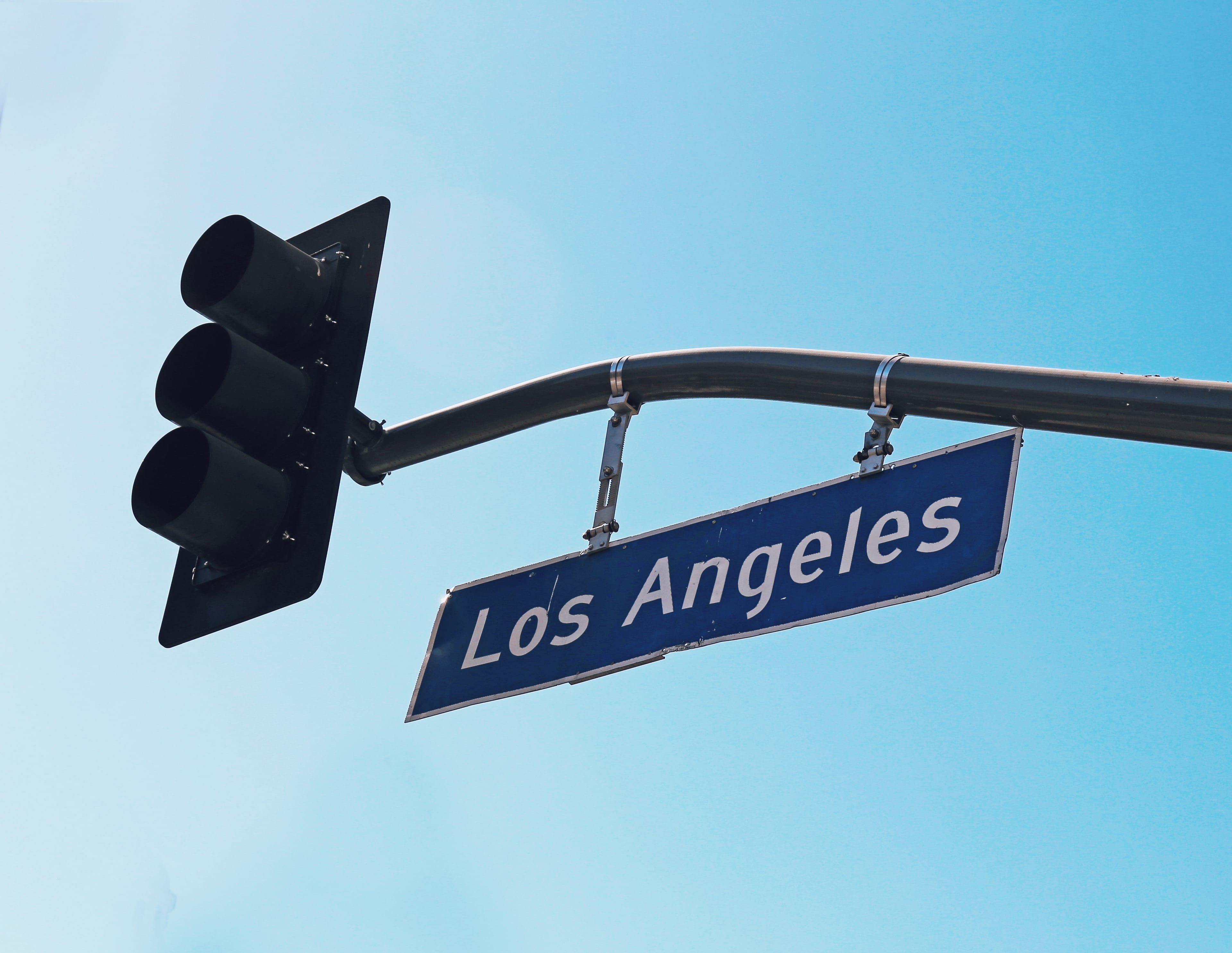 今天在LA街角，红绿灯下突然被这行字戳中——Los Angeles，真·美国梦的起点