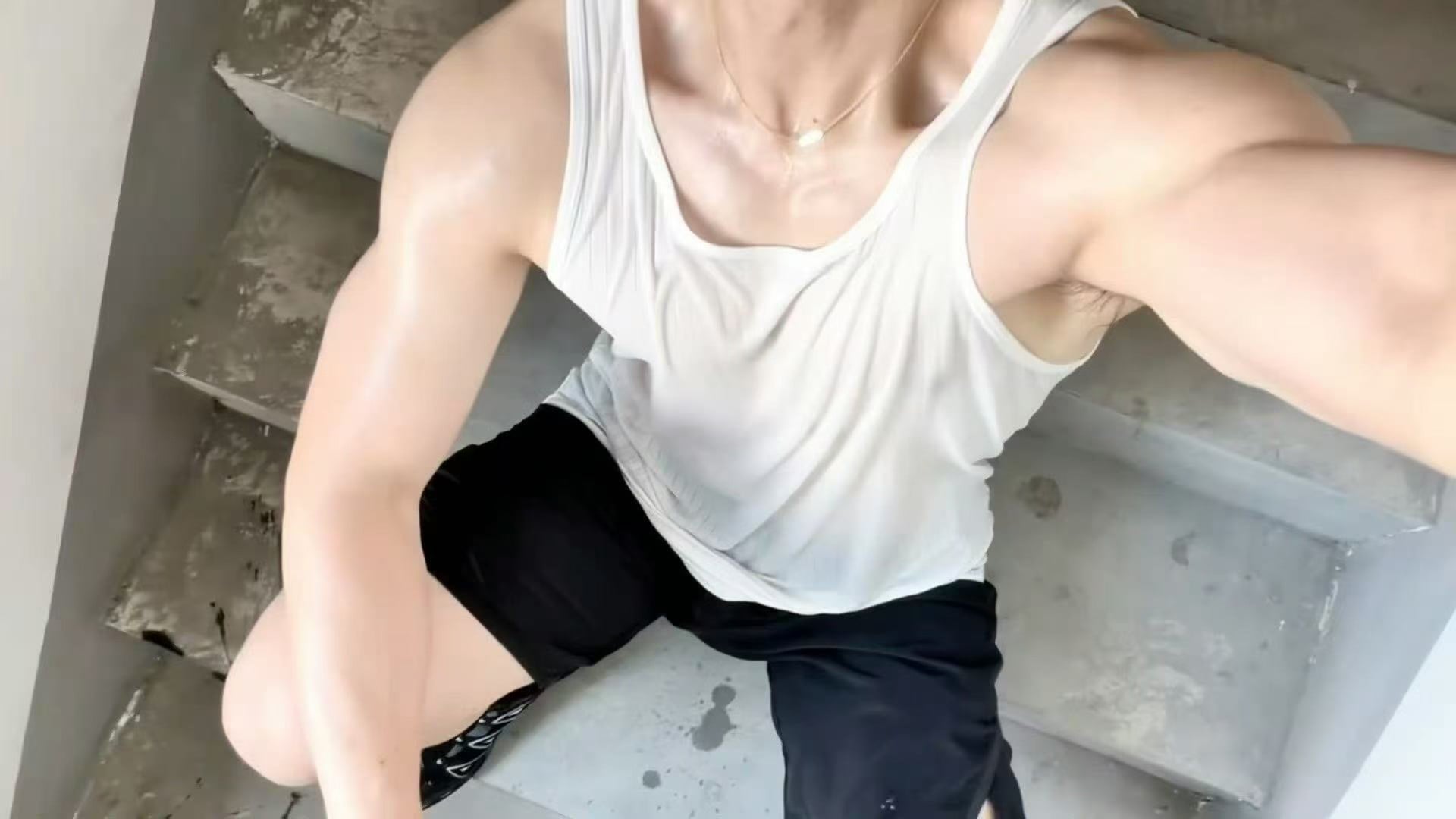 练完腿爬楼梯真的会谢