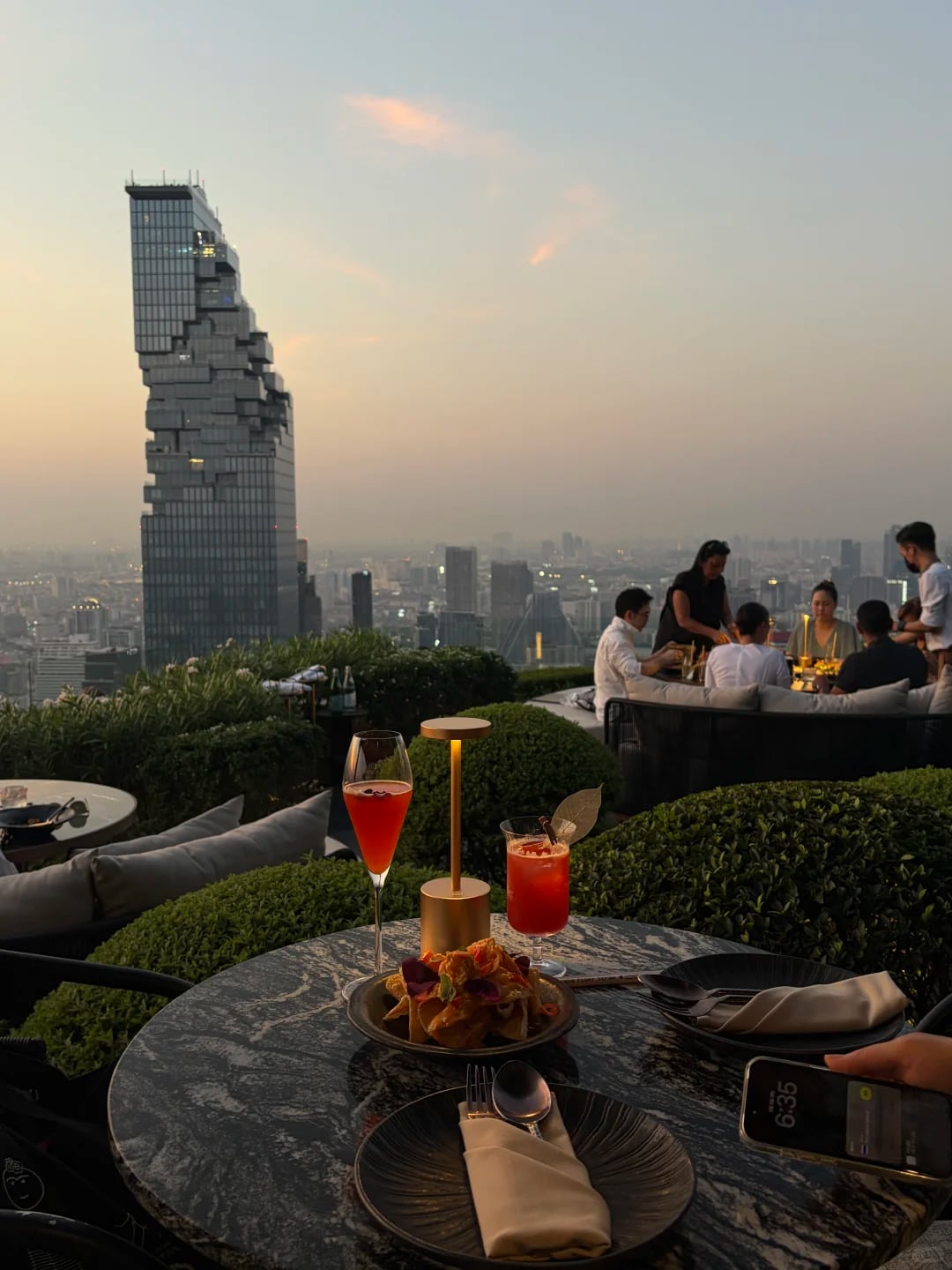 🌇 曼谷绝美落日飞车分车！在Ledu Kaan