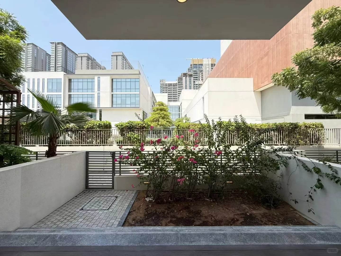 阿布扎比楼市现状：市场很火但二手难卖