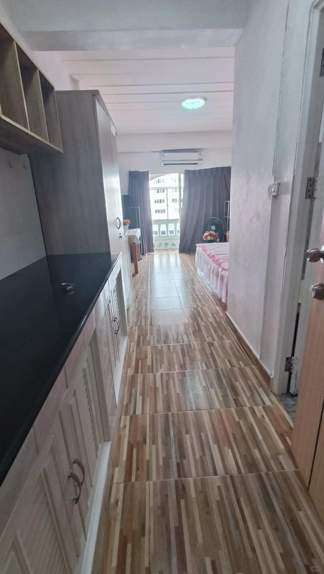 芭提雅市中心公寓，16w。