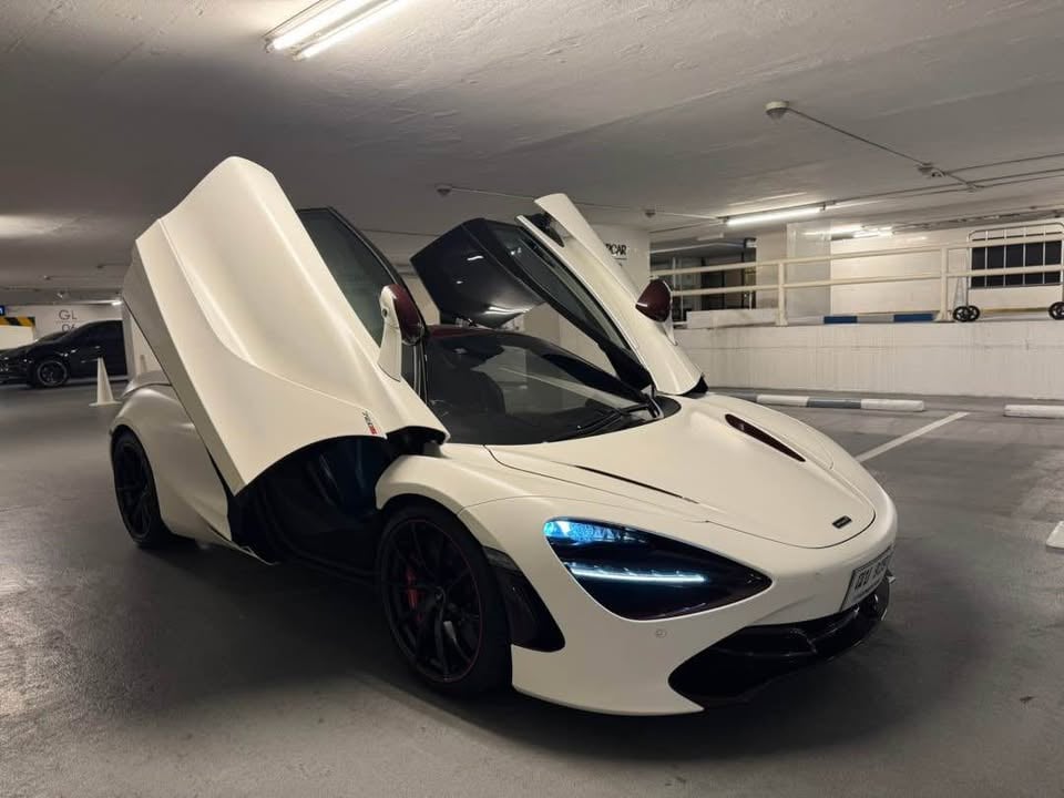 2021年迈凯伦720S轿跑车