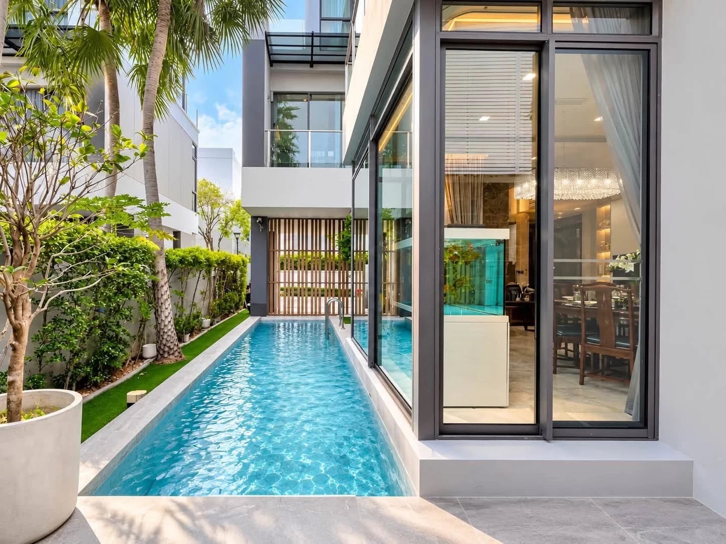 Private pool villa house in Bangkok