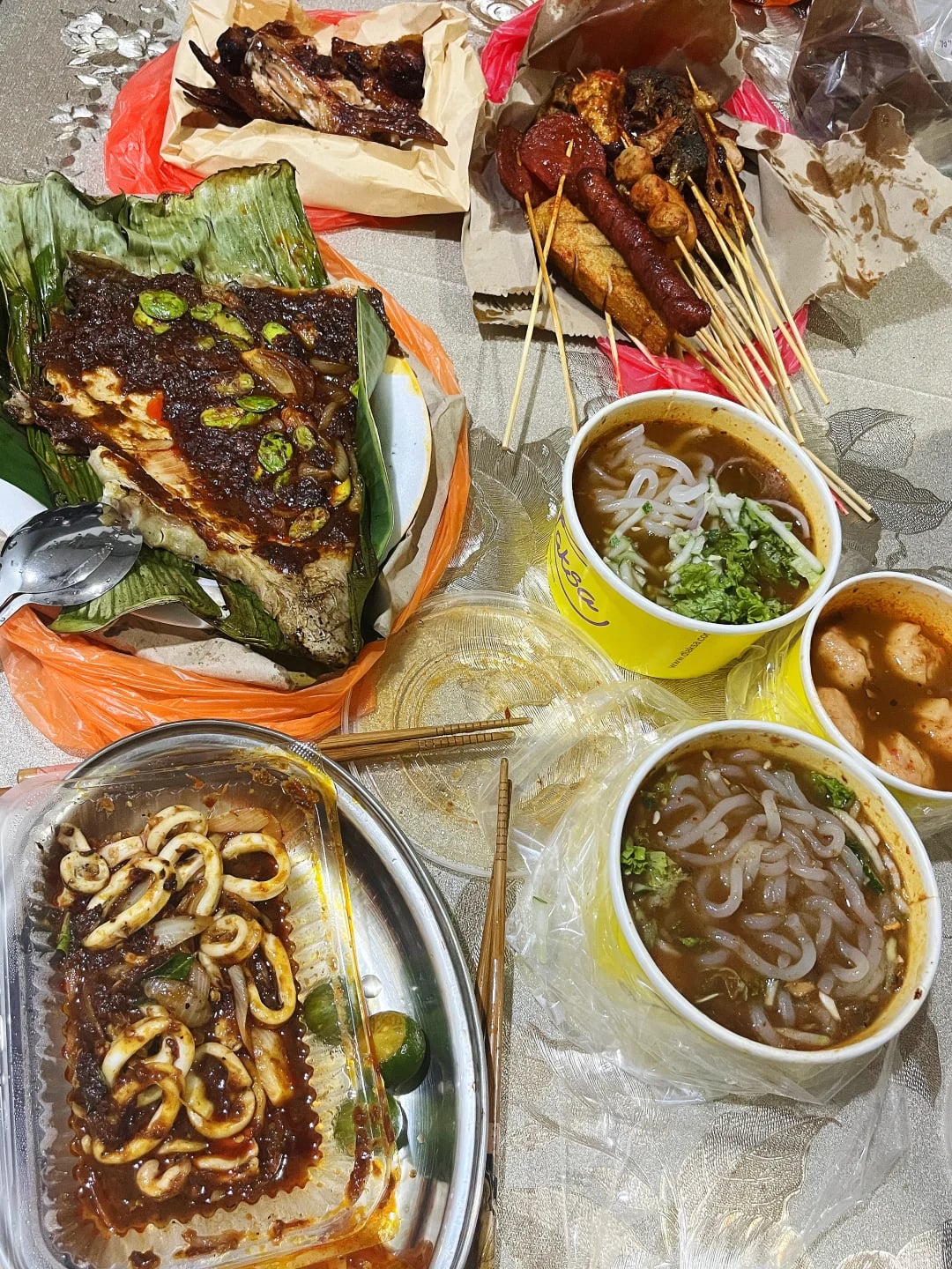 🇲🇾新山 夜市这家叁岜烤鱼也太香了吧！
