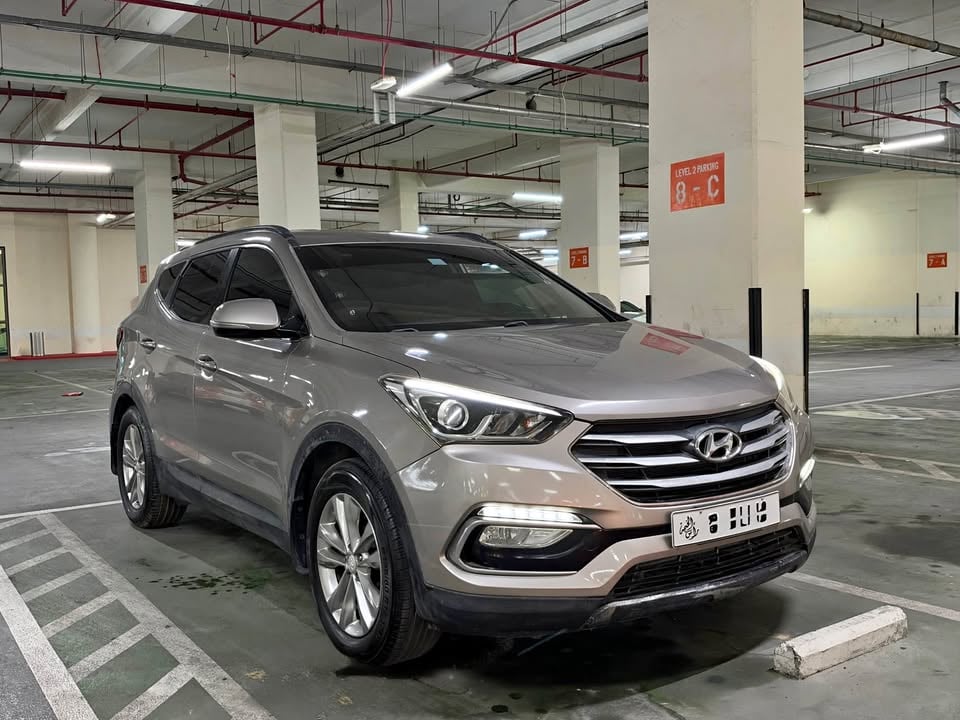 现代圣诞老人 2017 GCC V4(99,000)km