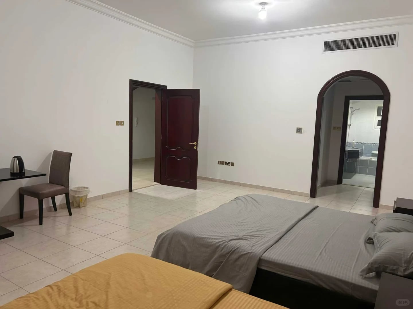 Abu Dhabi beds and bedrooms for rent