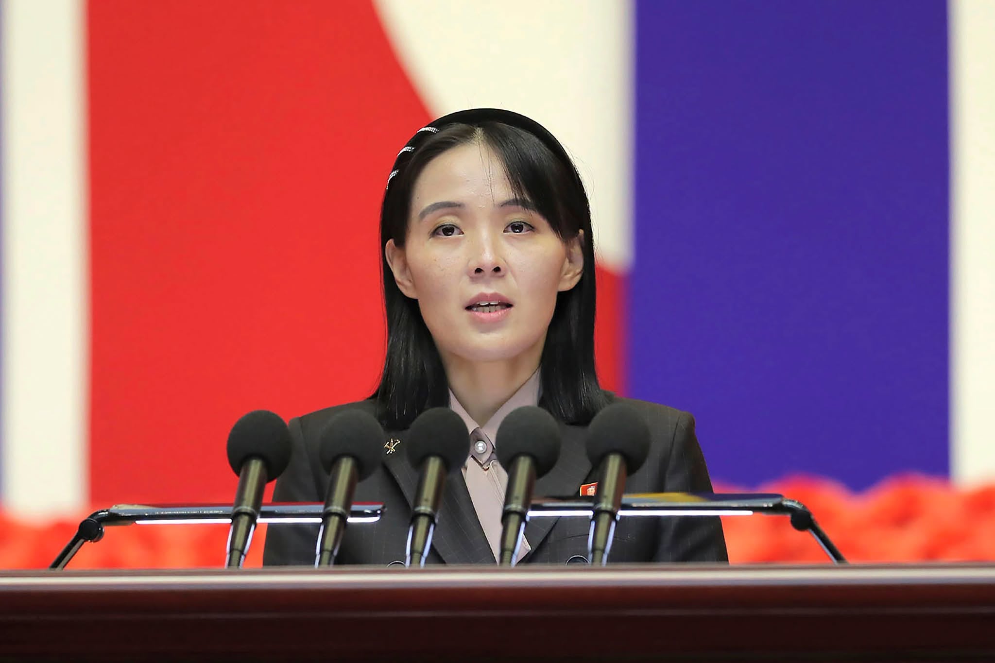 朝鲜威胁重启对韩宣传广播并增兵边境