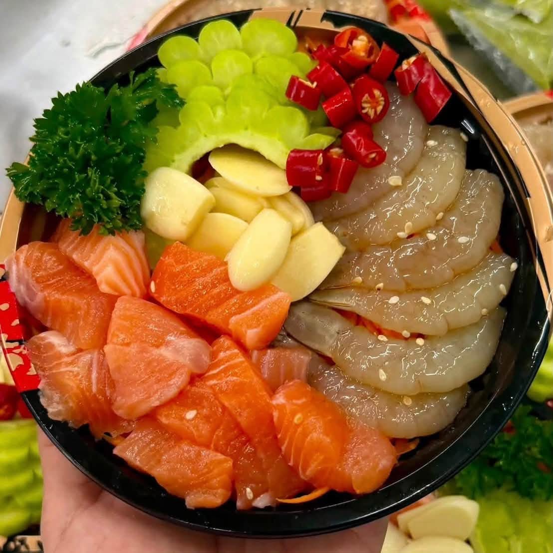 10月23日周五配送：醉虾刺身套餐159铢，含酱油/生抽两种口味