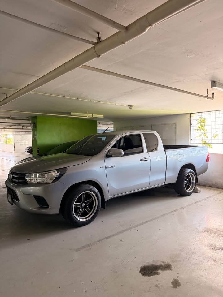 2017 Toyota Hilux REVO