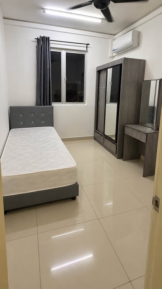 ROOMS FOR RENT @ MAXIM RESIDENCES,