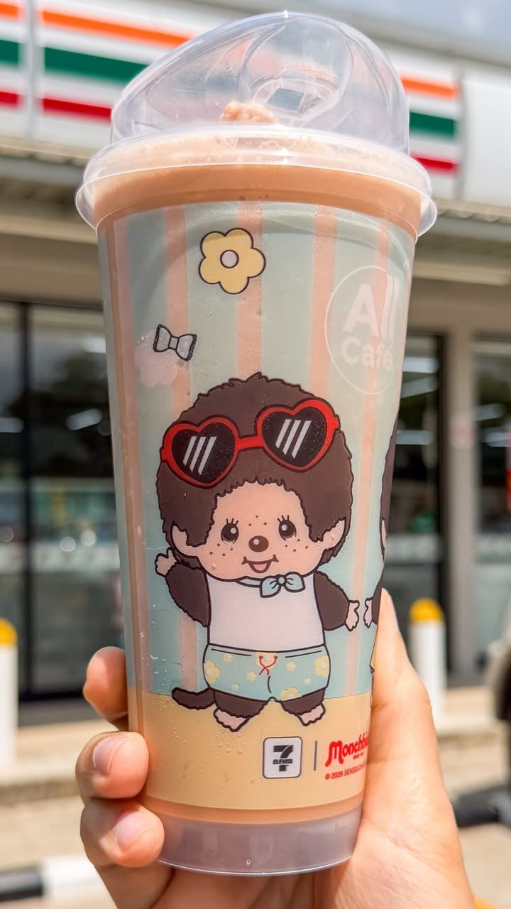 网友热议：这款蒙奇奇杯子太可爱了，门店正在陆续到货