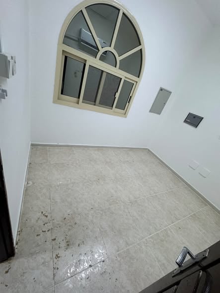 穆罗尔信号附近1居室公寓出租，适合家庭居住，含独立厨卫