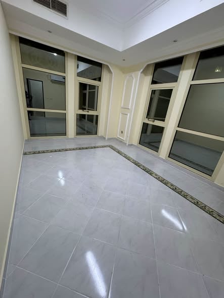 拉丹区Bain Al Jasrain一居室出租，月租4000含所有费用，一楼即住