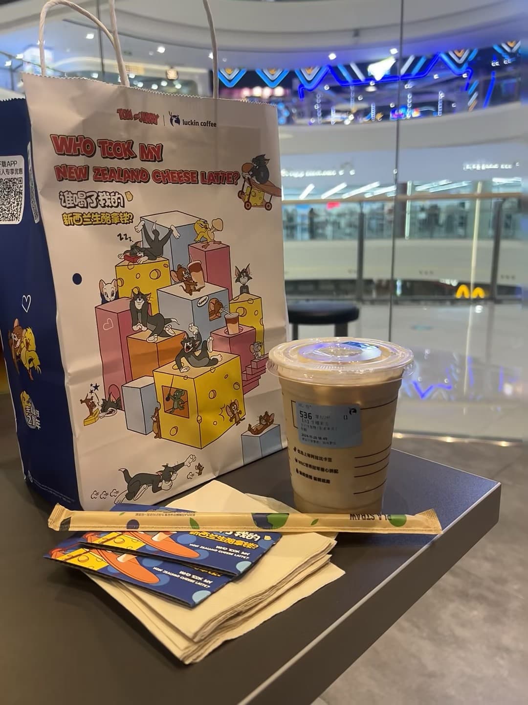 谁偷了我的新西兰奶酪拿铁?Tom猫在 cheese blocks 上开派对了!封面图