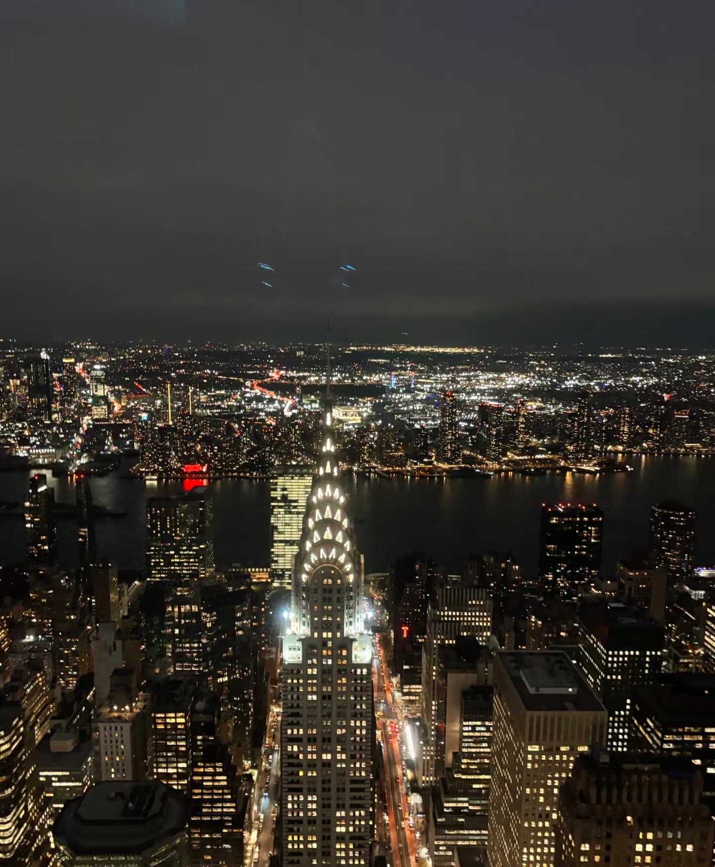 今晚在Chrysler Building顶楼喝杯热可可,看城市像打翻的星河✨封面图