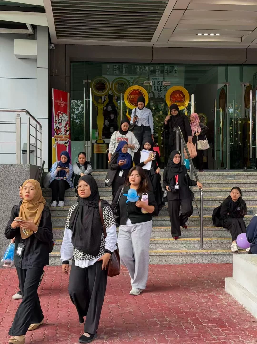 大马留学三年的感受😭封面图