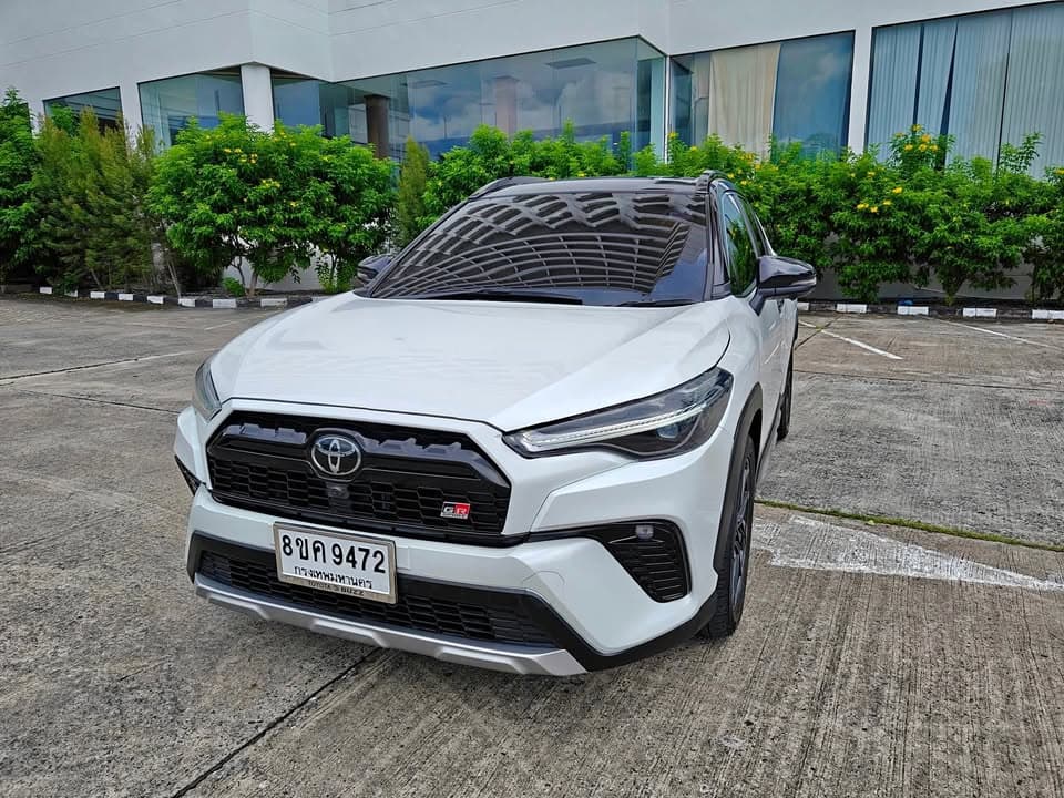 2022款丰田Corolla Cross混动版,7.2万公里带全景天窗及高级安全配置封面图