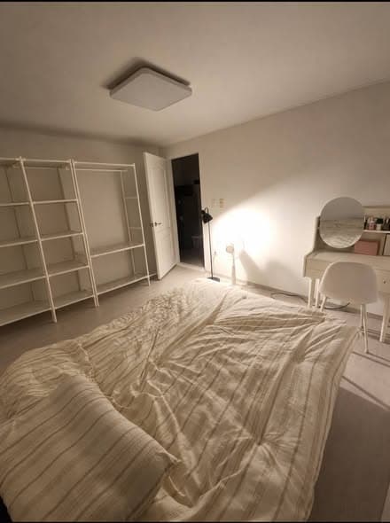 麻浦区合井站整屋短租:每晚4.5万韩元,步行7分钟至地铁2/6号线封面图