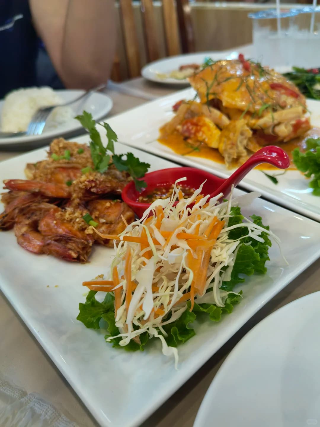 普吉卡伦海滩对面宝藏泰餐:The Twin's Restaurant,地道风味配绝美日落封面图