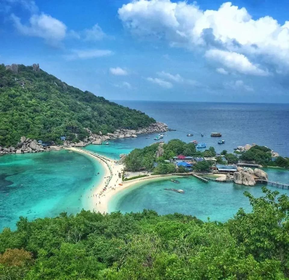 周杰伦私藏地苏梅岛:四大海滩怎么选?交通、景点与7天行程全攻略封面图