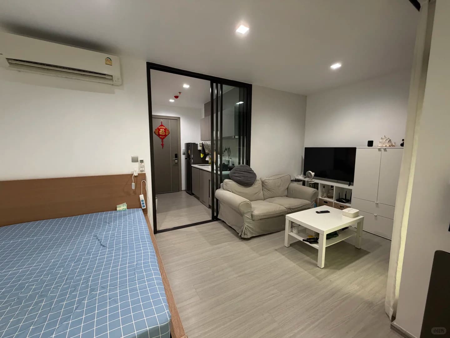 曼谷Life Asoke Rama9网红公寓出售:26楼全景Studio,永久产权,租售比高封面图